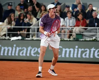 João Fonseca vence Ruud e faz história em Roland Garros
