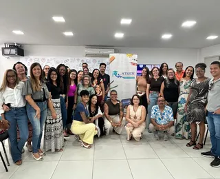 Jornal é aliado da alfabetização, apontam educadores em formação