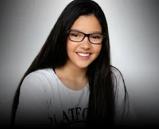 Jovem de 20 anos é encontrada morta na garagem de casa na Bahia