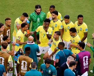 Lendas da Seleção Brasileira defendem pausa para hidratação na Copa