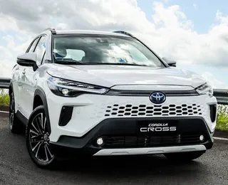 Linha 2026 do Corolla Cross XRE tem desconto de mais de R$ 17 mil