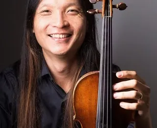 Maestro de orquestra é indiciado por assédio sexual contra alunas