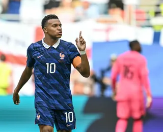 Mbappé destrona Messi e se isola na artilharia histórica das Copas