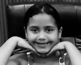 Menina de 8 anos morre após cabelo ficar preso em bomba de piscina