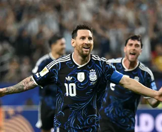Messi quebra recorde histórico, Argentina vence Jordânia e segue 100%