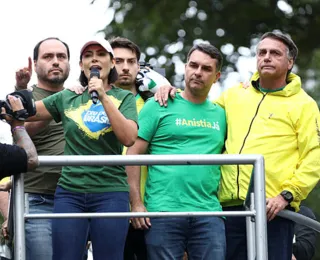 Michelle aceita desculpas e Flávio Bolsonaro e abre diálogo: “Coragem”