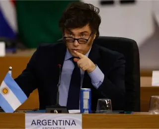 Milei privatiza hotéis populares e encerra turismo social na Argentina