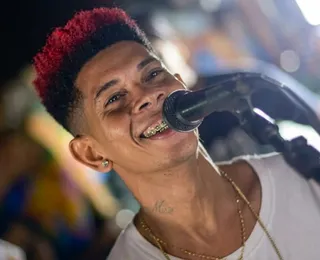 Músico que estava com Zau O Pássaro recebe alta 1 mês após acidente