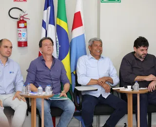 Obras em BRs e anel viário são discutidas durante encontro em Barreiras