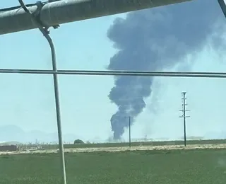 Oito pessoas morrem após avião militar cair durante decolagem na Base Aérea