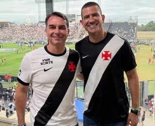 Pé frio? Flávio Bolsonaro é vaiado na derrota do Vasco por 3 a 0