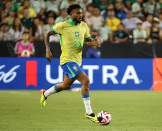 Por que Ancelotti trocou um lateral por um volante na Seleção? Entenda