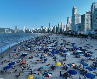 Praias terão novas regras para vendedores ambulantes; veja o que muda