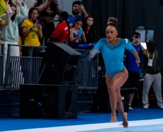 Rebeca Andrade volta após quase 2 anos e conquista ouro no Pan do Rio