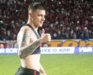 Renato Kayzer marca gol do título e se sagra artilheiro do Nordestão