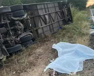 Sete jogadores de basquete morrem em acidente de ônibus no Ceará