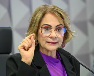 Solteira, Damares Alves anuncia que está à procura de um marido