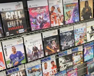 Sony anuncia fim de jogos em disco físico para PlayStation