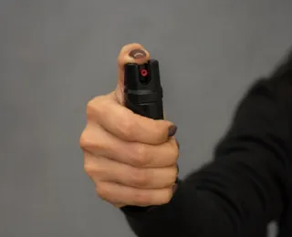 Spray de pimenta liberado, e agora? Compra, uso e porte ainda geram dúvidas
