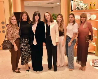 Suzana Schermann reúne convidados em lançamento de livro em Salvador