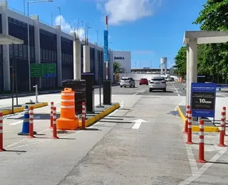 Taxistas ameaçam fechar acessos ao Aeroporto de Salvador