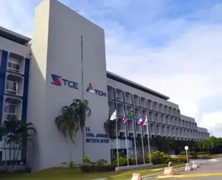 TCM investiga 1,5 mil contratações suspeitas em 11 cidades da Bahia
