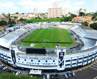Técnico de clube histórico cobra SAF de R$ 1 bilhão: “Senão vai fechar"