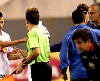 Técnico que chamou Neymar de "monstro" volta atrás após 16 anos