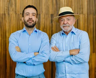 "Tirem as crianças da sala": Janones posta com Lula e promete ofensiva