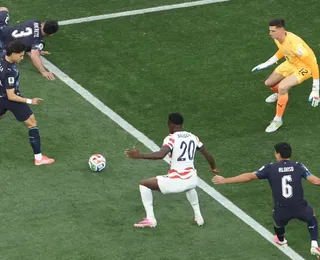 VAR errou ao revisar cartão amarelo em EUA x Paraguai? Entenda a regra