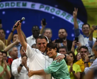 Vídeo de Michelle Bolsonaro contra Flávio reabre ferida dentro do bolsonarismo