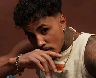 VÍDEO: MC Livinho se envolve em confusão com a polícia após show
