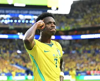 Vini Jr. reencontra lateral noruguês que já tomou "baile" na Champions