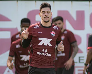 Vitória confirma movimentação no mercado e atletas têm futuro definido