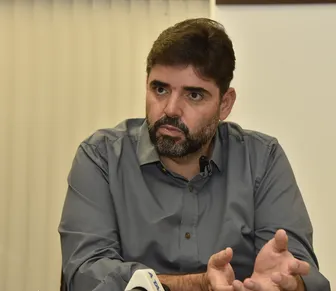 Adolpho Loyola abre o jogo sobre suplência de Jaques Wagner