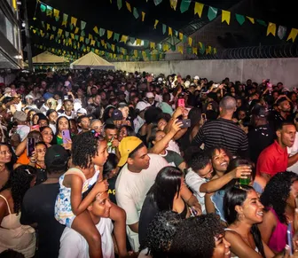 Baile da World reúne grande público em Feira de Santana