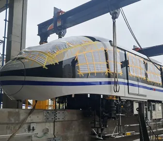 BYD assume linha de trem inacabada e aumenta frota chinesa em cidade