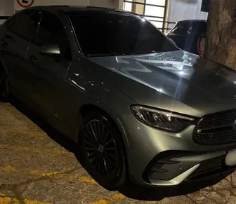 Carro de luxo de Deolane é apreendido durante abordagem policial