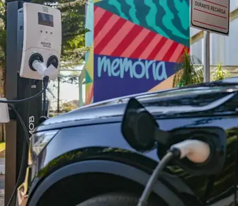 Condomínios terão que ter carregadores para carros elétricos na Bahia