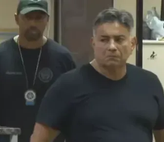 Delegado aposentado da PF é preso por furto em supermercado