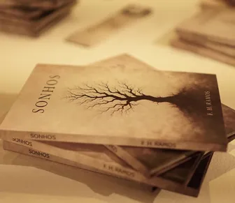 Escritor baiano leva sonhos e mistérios para novo livro de contos