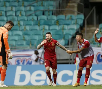 Ex-Bahia treina por 2 meses, mas deixa clube sem jogar na Série C