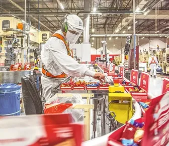Gigante alimentícia anuncia demissão em massa e fechamento de fábricas