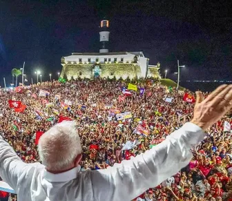 Lula fará ato em trajeto inverso de tradicional circuito do Carnaval
