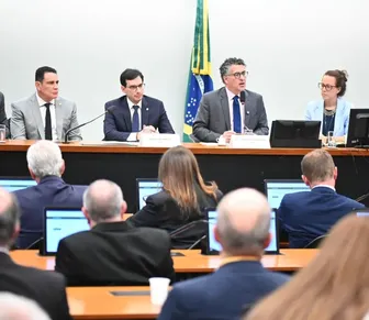 Relatório da PEC do fim da escala 6x1 entra em votação nesta quarta