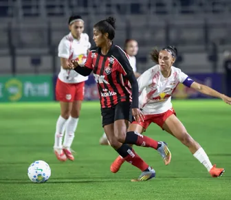 Vitória sofre goleada de 6 a 2 e segue na zona do Brasileirão Feminino