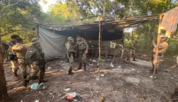 Acampamento do tráfico: polícia desarticula grupo criminoso em zona rural