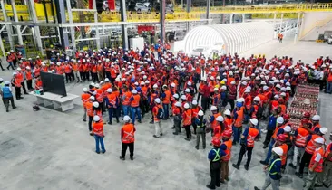 BYD abre quase 400 empregos e acelera expansão de fábrica na Bahia