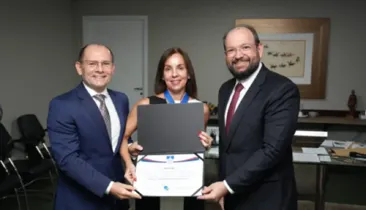 Cláudia Tourinho toma posse como desembargadora substituta do TRE-BA