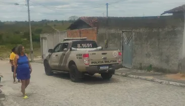Crianças são encontradas sozinhas e machucadas dentro de casa na Bahia